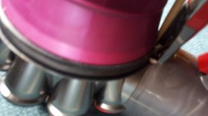 ダイソンが臭う IMG_20200410_111626_3 IMG_20200410_111626_3